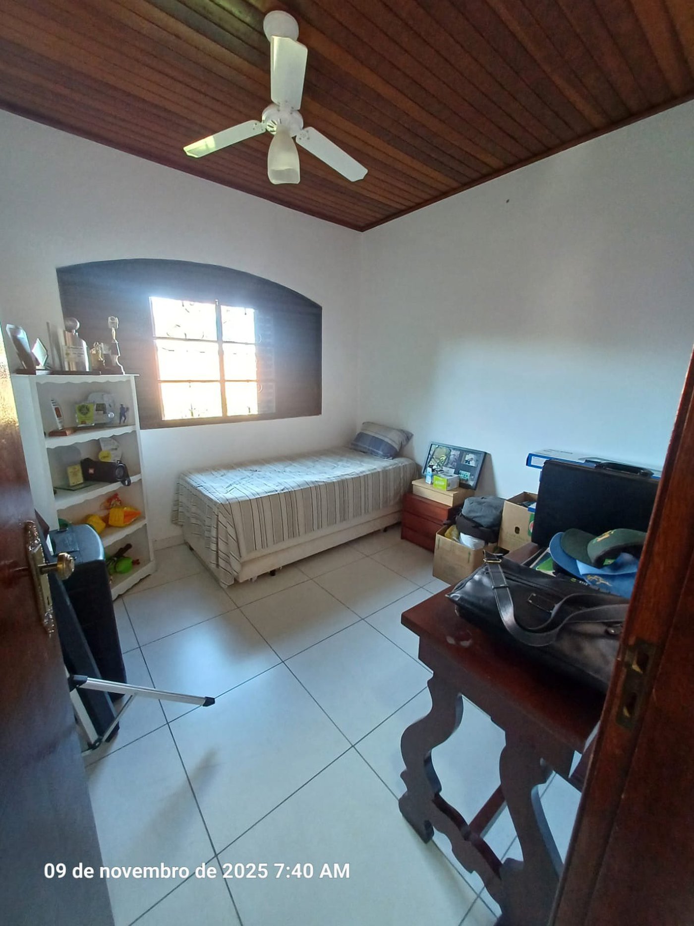 Casa à venda com 3 quartos, sendo 1 suíte, no condomínio Cafezal VI, Itupeva - SP