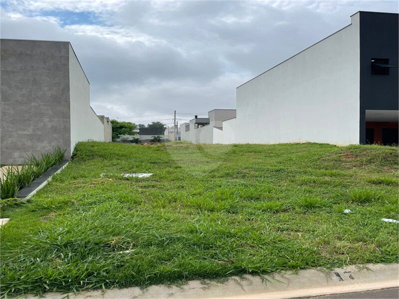 Terreno à venda no condomínio Residencial Mantova, Indaiatuba - SP