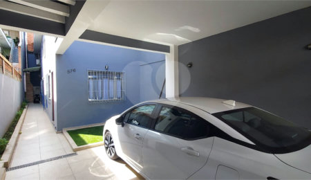 Sobrado à venda com 3 quartos, sendo 1 suíte,  em Vila Sabrina, São Paulo, SP