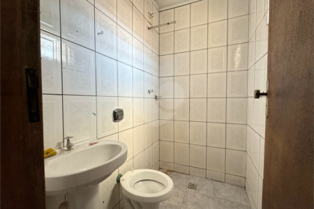 Sobrado à venda com 3 quartos em Vila Maciel, Itapetininga, SP
