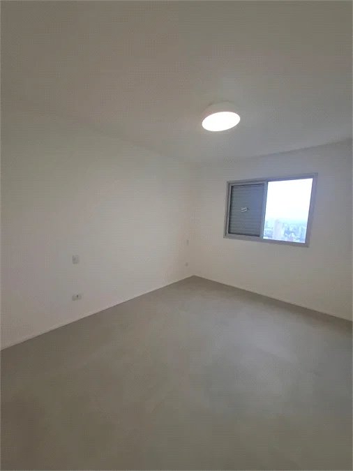 Apartamento à venda com 3 quartos, sendo 1 suíte, em Vila Andrade, São Paulo, SP