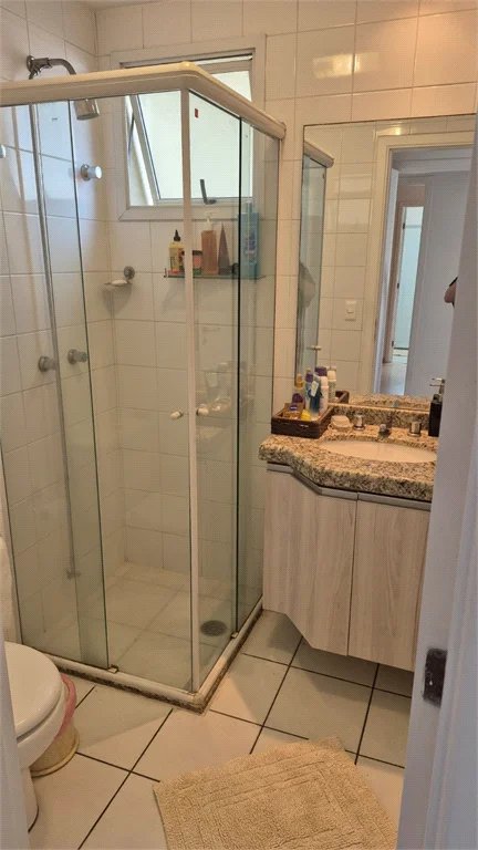 Apartamento à venda com 3 quartos, sendo 2 suítes,  em Vila Romana, São Paulo, SP