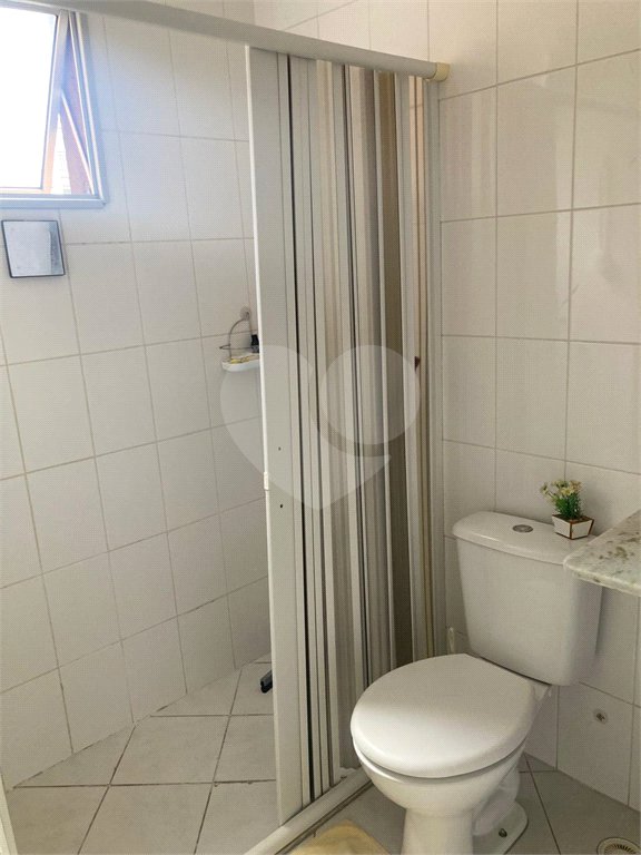 Apartamento à venda com 2 quartos, sendo 1 suíte,  em Jardim Flor da Montanha, Guarulhos, SP