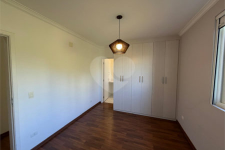 Casa à venda ou para alugar com 4 quartos, sendo 3 suítes, em Alto da Boa Vista, São Paulo, SP