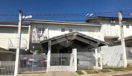 Sobrado à venda com 2 suítes no Centro, Bom Jesus dos Perdões, SP