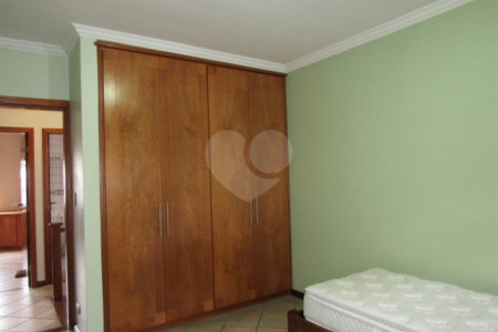 Sobrado à venda com 3 quartos, sendo 1 suíte, em Brooklin, São Paulo, SP