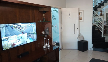 Sobrado à venda com 3 suítes em Vila Mazzei, São Paulo, SP
