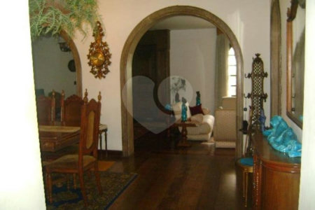 Casa à venda com 4 suítes em Vila Tramontano, São Paulo, SP