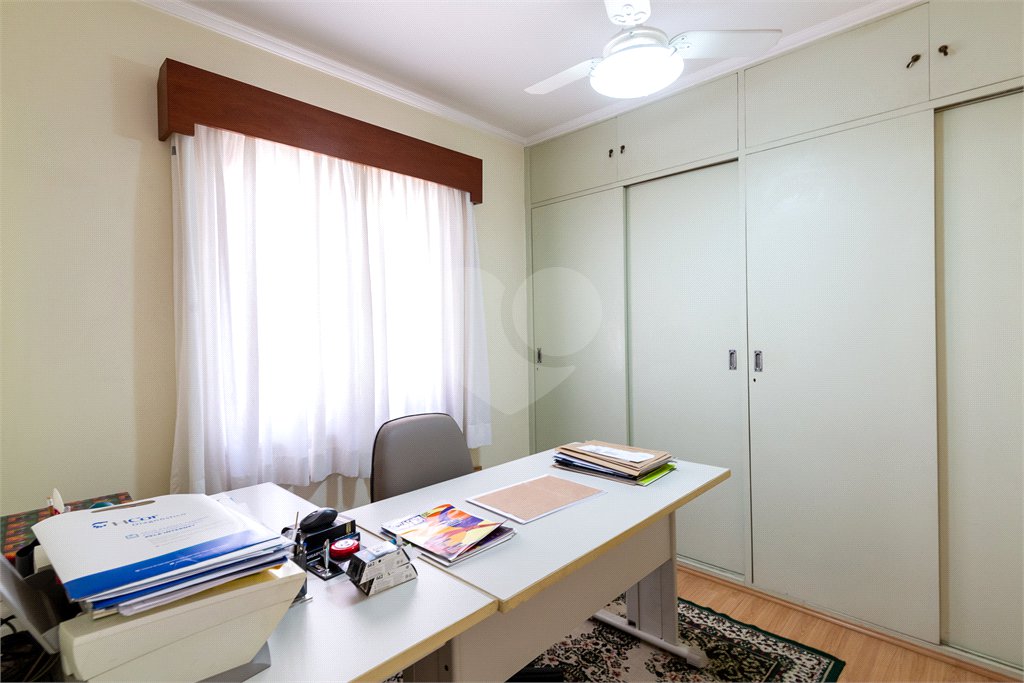 Sobrado à venda com 4 quartos, sendo 2 suítes, em Brooklin Velho, São Paulo, SP