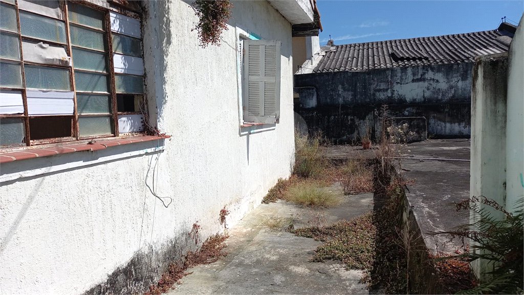 Terreno à venda com 8 quartos, sendo 2 suítes, em Santana, São Paulo, SP