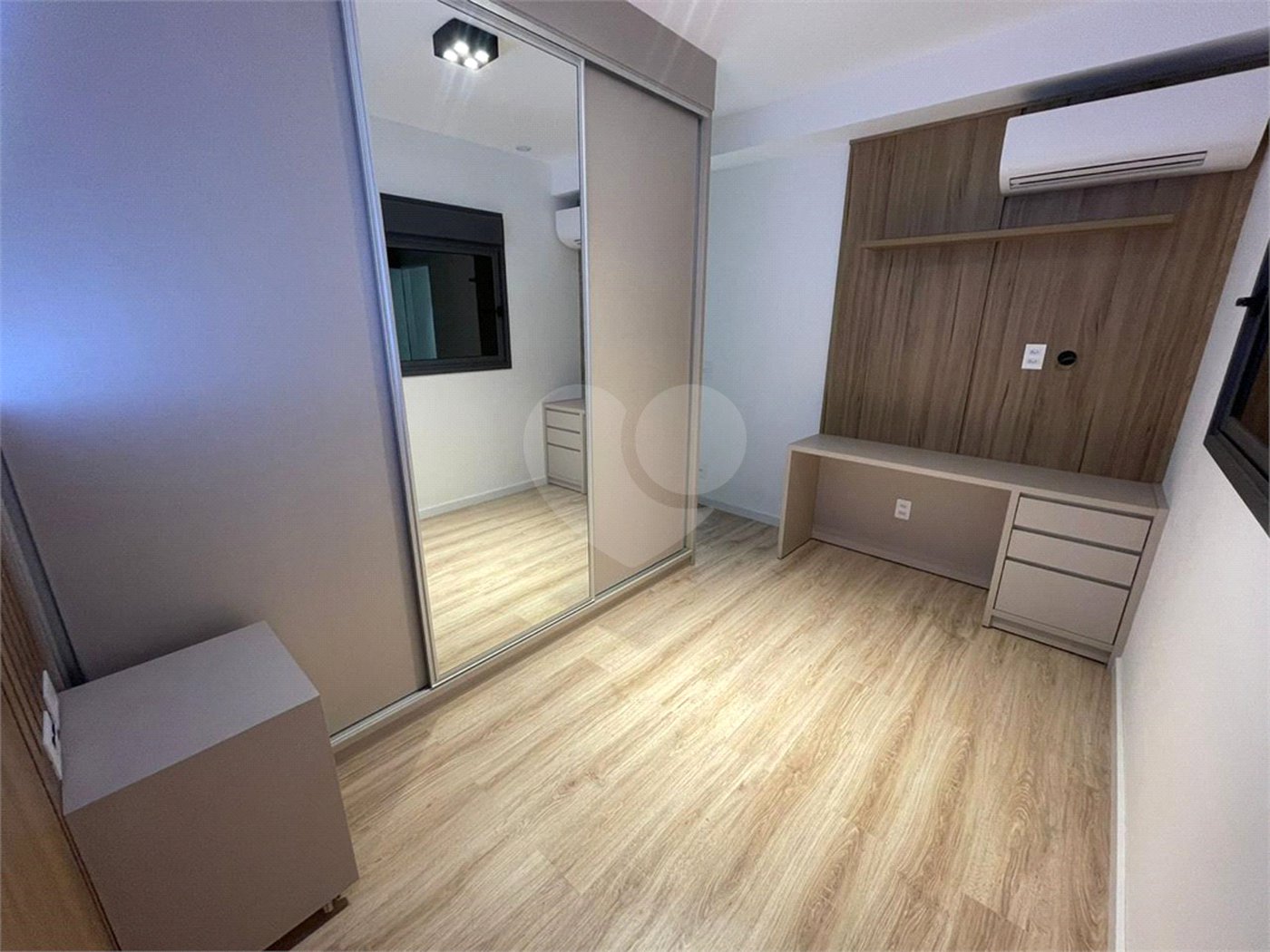 Apartamento para alugar com 2 suítes em Jardim Morumbi, São Paulo, SP