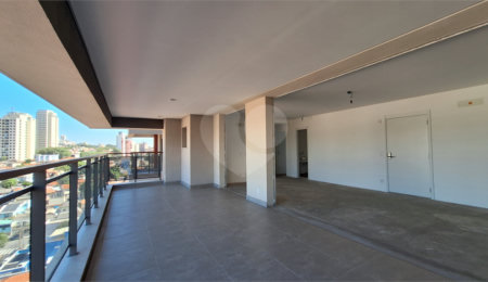 Apartamento à venda com 3 suítes em Vila Romana, São Paulo, SP