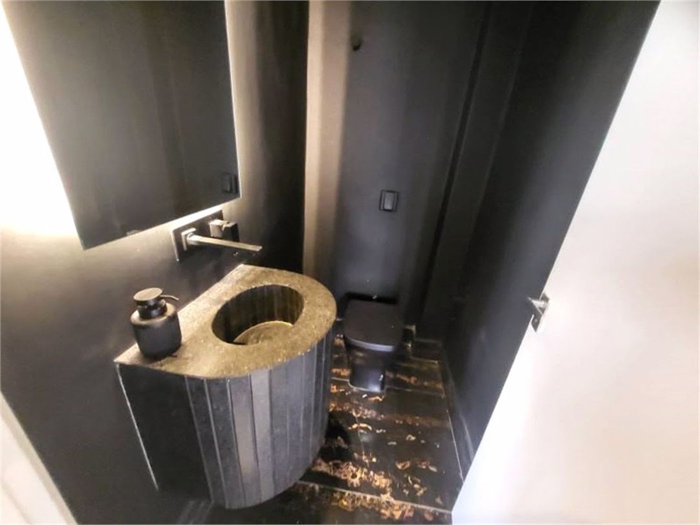 Apartamento Residencial à venda, Gonzaga, Santos - AP0849.