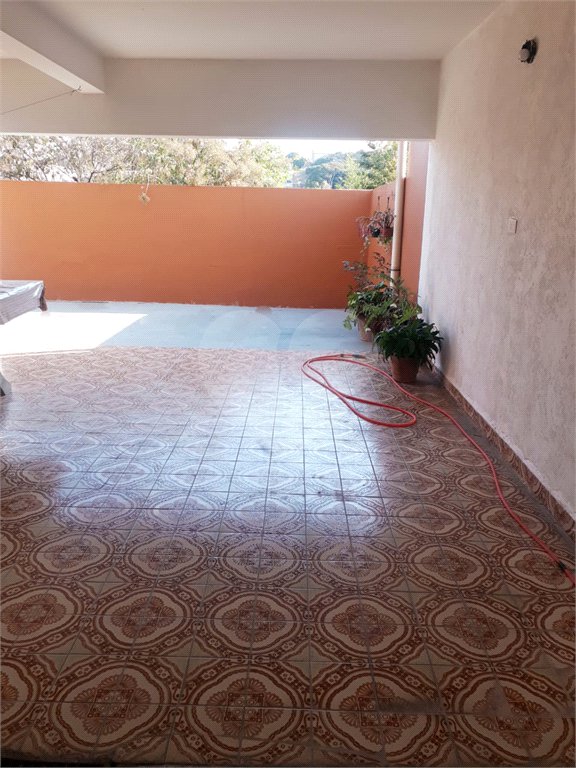 Casa à venda com 4 quartos, sendo 1 suíte, no Centro, Vinhedo, SP
