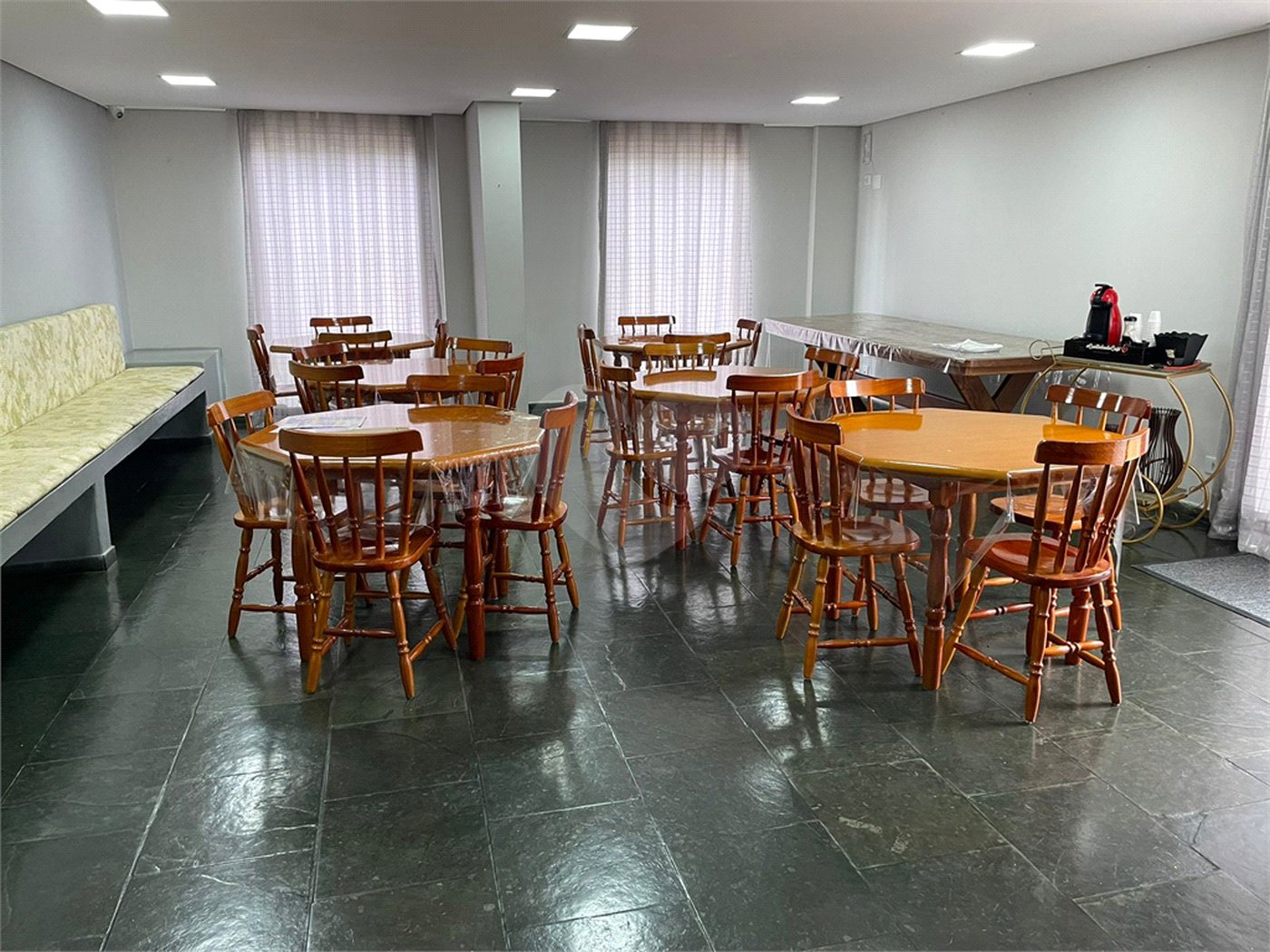 Apartamento à venda com 2 quartos em Vila Pereira Barreto, São Paulo, SP