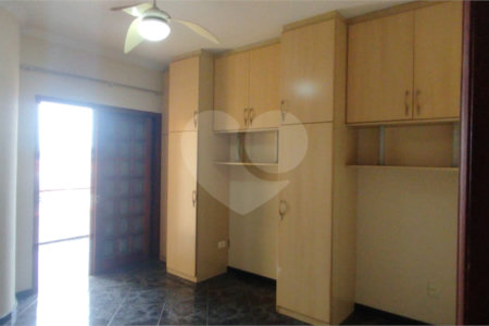 Casa à venda com 3 quartos, sendo 2 suítes,  em Jardim Maria do Carmo, Sorocaba, SP
