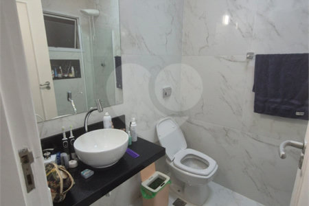 Casa à venda com 3 quartos, sendo 1 suíte, no condomínio Mariana, São Paulo - SP