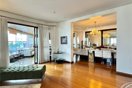 Apartamento à venda com 4 suítes em Vila Suzana, São Paulo, SP