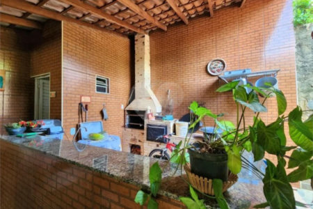 Casa à venda com 3 quartos, sendo 1 suíte, em Vista Alegre, Vinhedo, SP