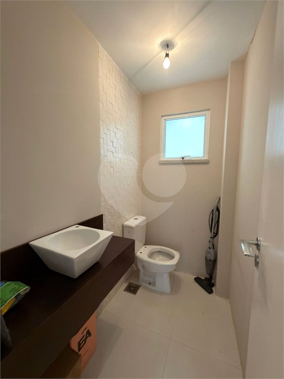 Casa à venda com 4 suítes em Portinho, Cabo Frio, RJ