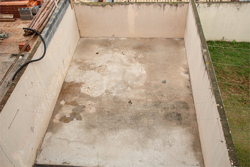 Casa à venda com 2 quartos, sendo 1 suíte, no Centro, Mairinque, SP