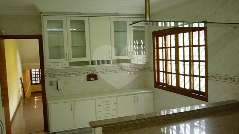 Sobrado à venda com 3 suítes em Vila Mazzei, São Paulo, SP