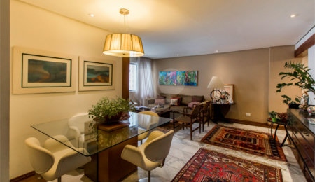 Apartamento à venda com 3 quartos, sendo 1 suíte,  em Santo Amaro, São Paulo, SP