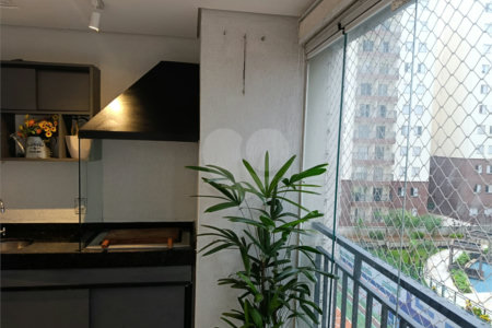 Apartamento à venda com 3 quartos, sendo 1 suíte, em Jardim Flor da Montanha, Guarulhos, SP