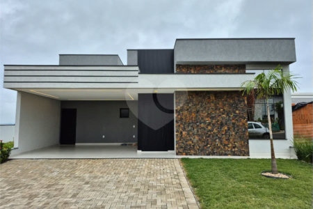 Casa a venda Condominio Maria Candida