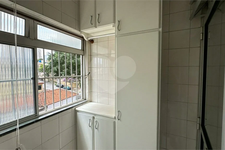 Apartamento 2 quartos (1suíte) 1 vaga na rua Piracema próximo a Saint Tropez