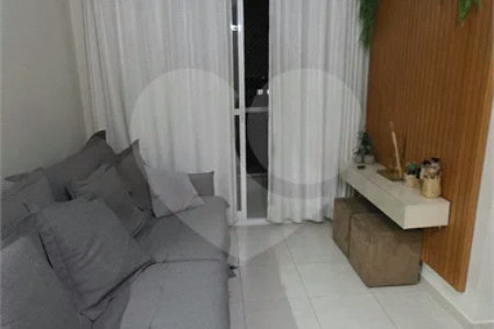 Indaiatuba - Condomínio Grand Ville - Apto mobiliado - Locação - R$ 3.000,00 - condominio - R$ 620,82 - IPTU - R$ 102,83- Apartamento 63m³ - 3 quartos - Apartamento semi mobiliado com ar condicionado - 1 quarto suíte. Inclui cama box Queen e guarda roupa modulado grande. 1 quarto com guarda-roupas.