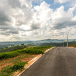 Terrenos a partir 300 metros em condomínio fechado e pronto para construir, aceita financiamento