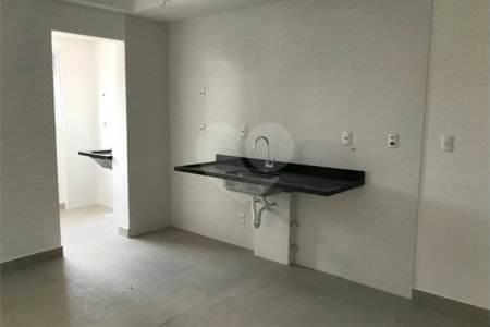 APARTAMENTO 02 DORMITÓRIOS COLADO NA USP