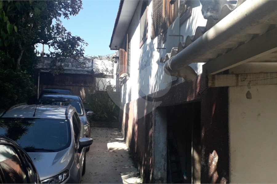 Casa à venda com 3 quartos em Jardim Regina, São Paulo, SP