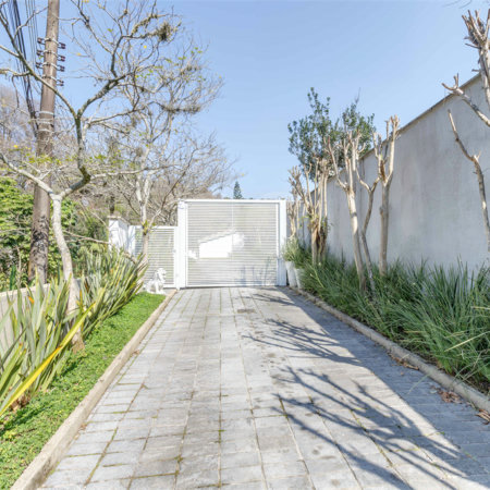 Casa à venda ou para alugar com 3 quartos, sendo 1 suíte,  no condomínio Chácara Flora, São Paulo - SP