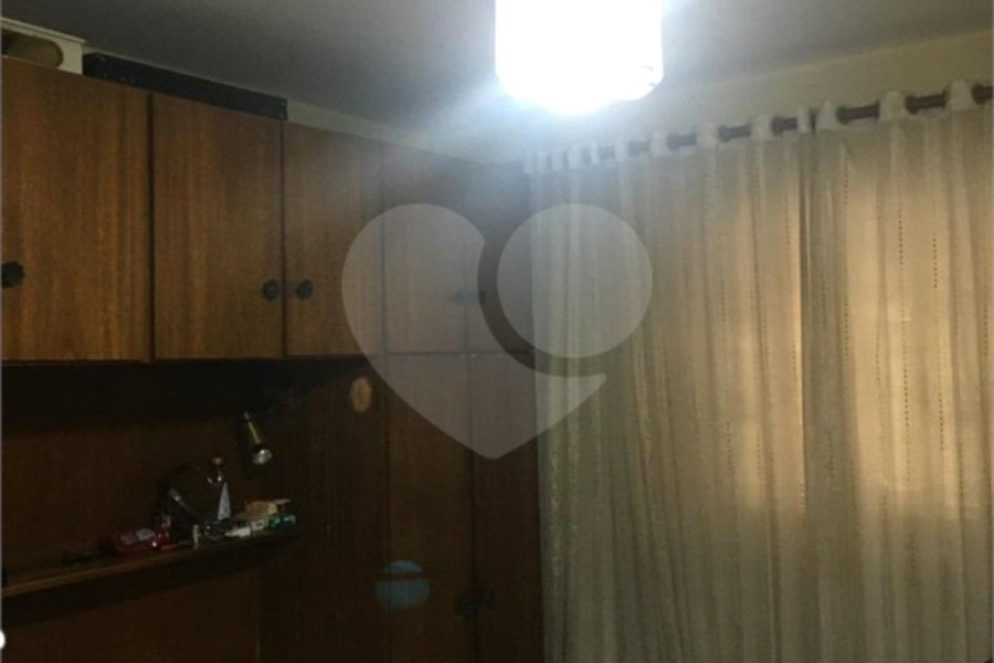 Sobrado à venda com 4 quartos, sendo 2 suítes, em Parada Inglesa, São Paulo, SP