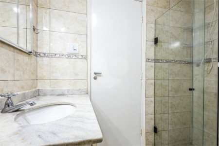 Apartamento à venda com 3 quartos, sendo 1 suíte, em Pinheiros, São Paulo, SP