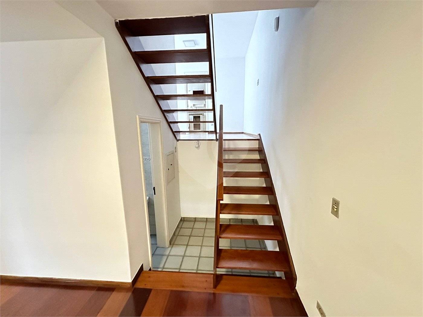 Casa à venda com 3 quartos, sendo 1 suíte, em Jardim Trussardi, São Paulo, SP