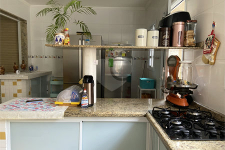 Sobrado à venda com 3 quartos em Vila Paulicéia, São Paulo, SP