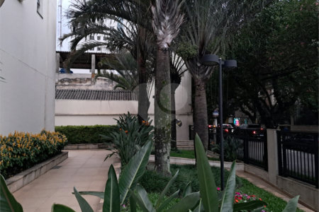 Apartamento à venda com 3 suítes em Vila Romana, São Paulo, SP