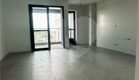 Apartamento à venda com 3 quartos, sendo 1 suíte,  em Cidade Alta, Cuiabá, MT