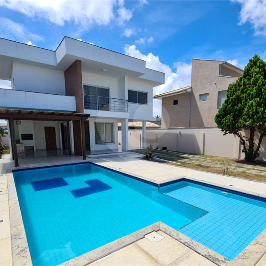 Casa à venda com 3 quartos, sendo 1 suíte, em Outerio da Glória, Porto Seguro, BA