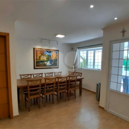 Casa à venda com 3 quartos, sendo 1 suíte, em Conjunto Residencial Butantã, São Paulo, SP