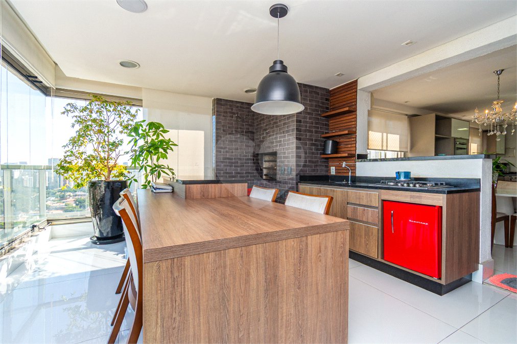 Apartamento à venda com 4 quartos, sendo 3 suítes,  em Campo Belo, São Paulo, SP