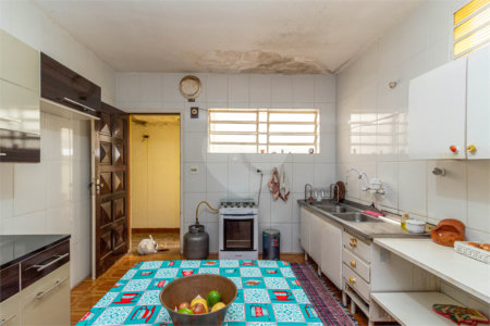 Casa Térrea à venda com 4 quartos, sendo 1 suíte, em Parque Jabaquara, São Paulo, SP
