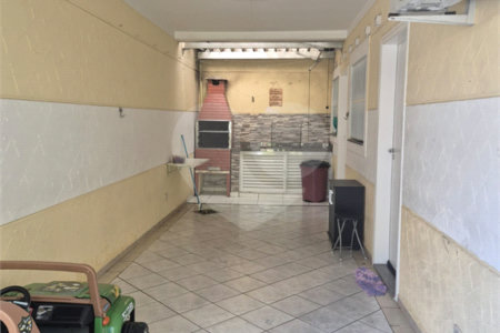 Casa à venda com 3 quartos, sendo 1 suíte, no condomínio Mariana, São Paulo - SP