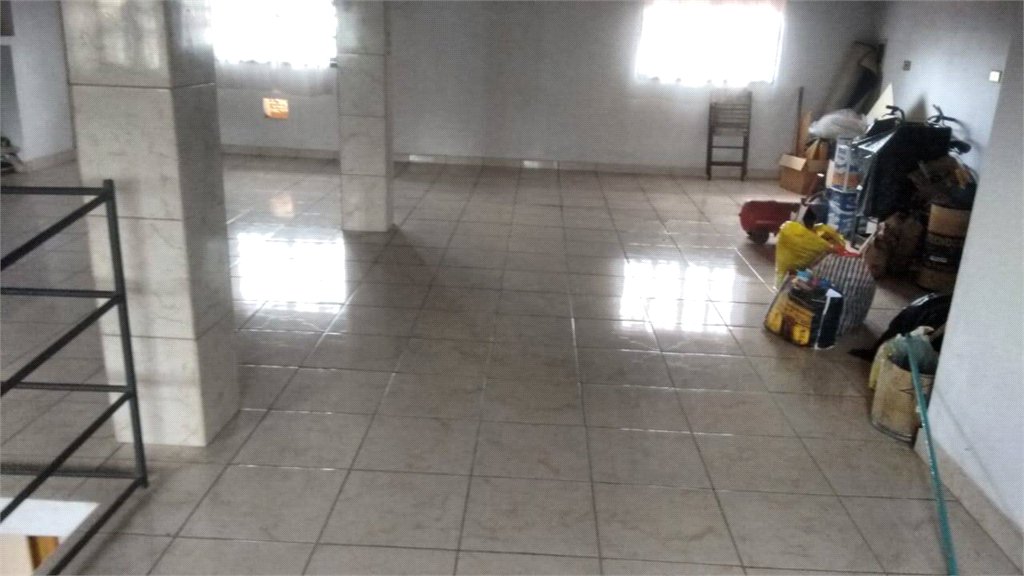 Sobrado à venda com 3 quartos, sendo 1 suíte, em Jardim Suzano, Suzano, SP