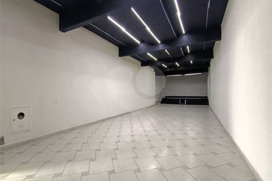 Prédio à venda em Imirim, São Paulo, SP