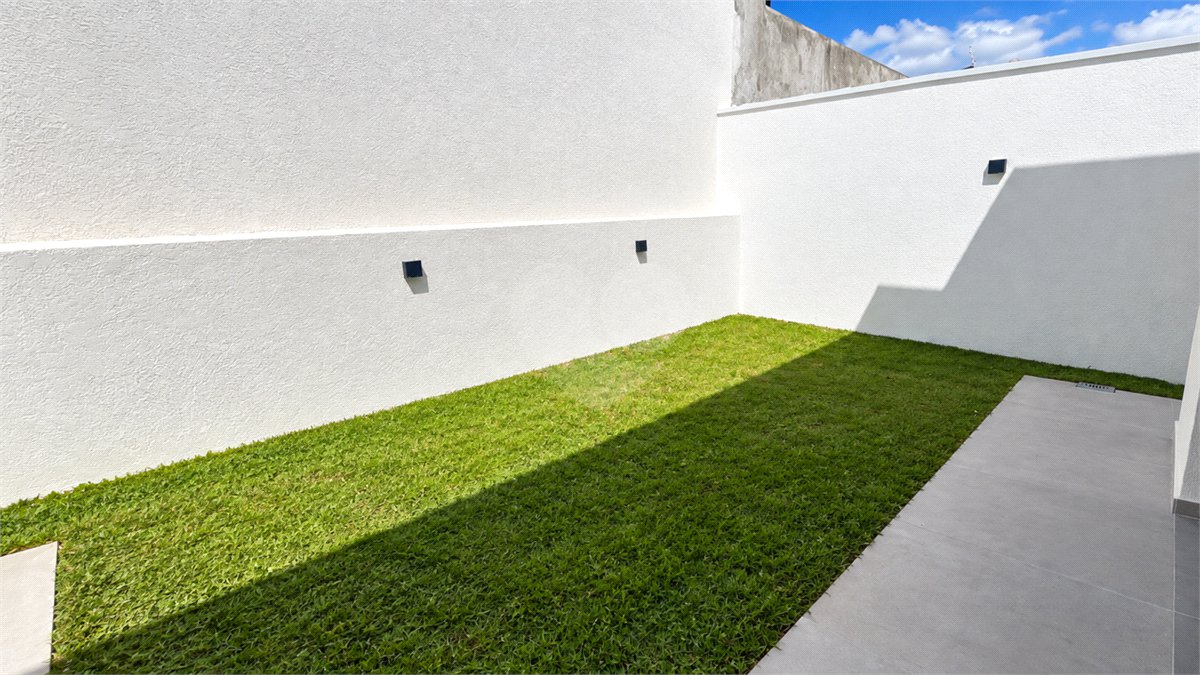 Casa Térrea à venda com 3 suítes em Jardim Paulista, Atibaia, SP