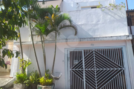 Sobrado à venda com 3 quartos em Parque Vitória, São Paulo, SP